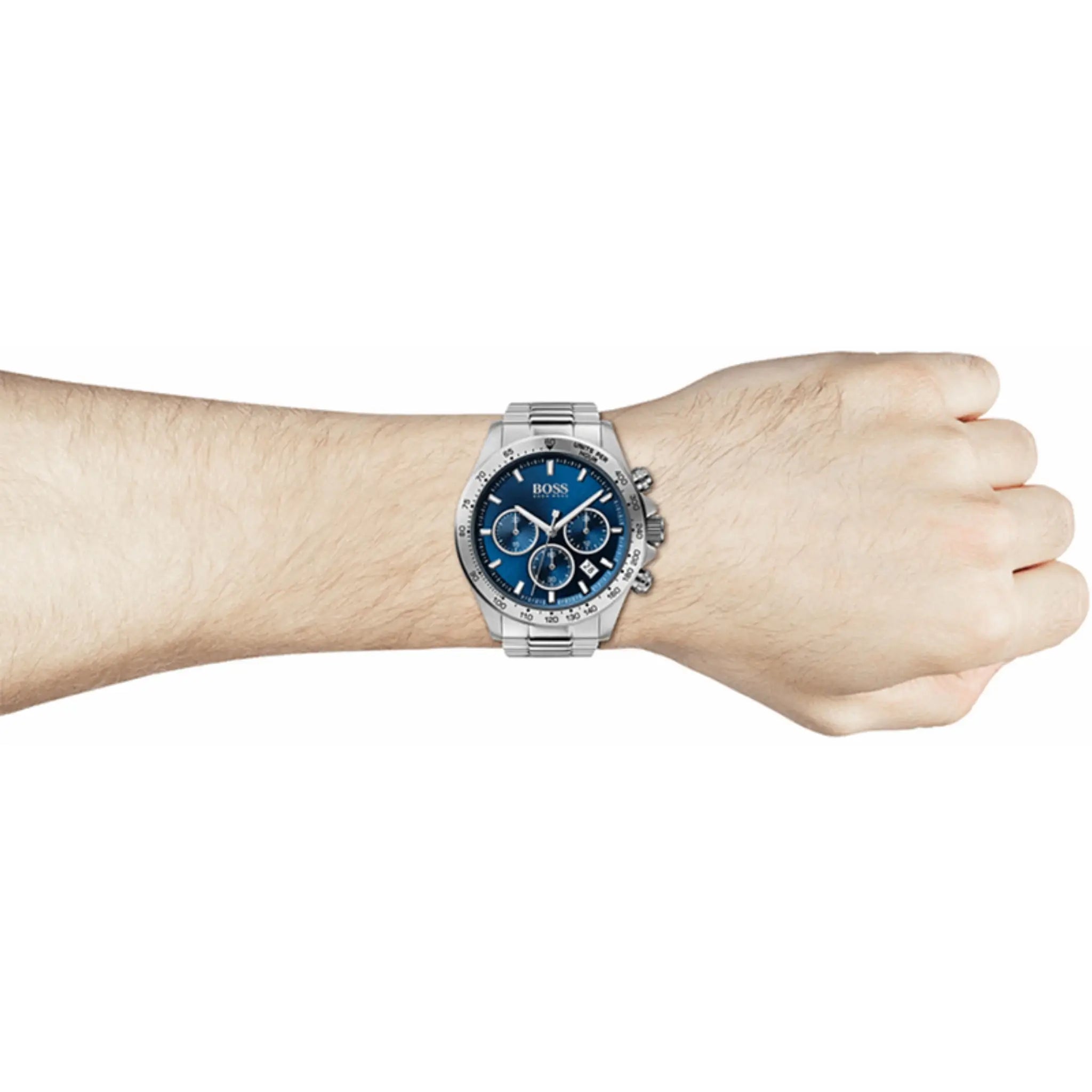 BOSS Hero 1513755 Herren Chronograph mit blauem Zifferblatt getragen am Handgelenk