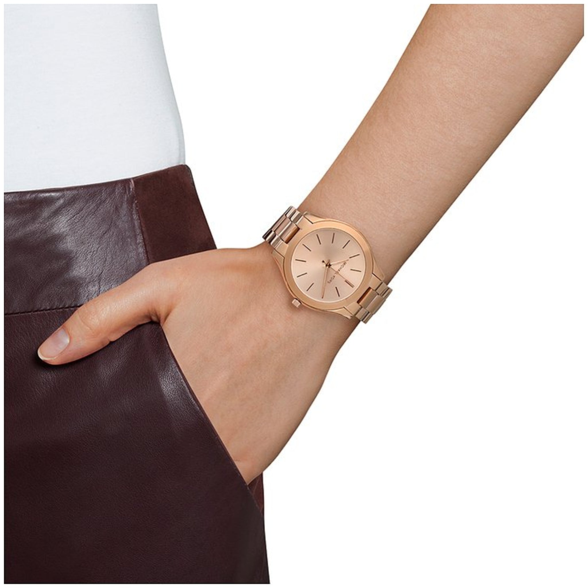 Michael Kors Runway Slim MK3197 Damenuhr in Roségold getragen am Damenhandgelenk
