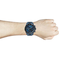 Boss Chronograph 1513758 in Blau am Handgelenk getragen – elegante Edelstahl-Armbanduhr
 - Bild 4